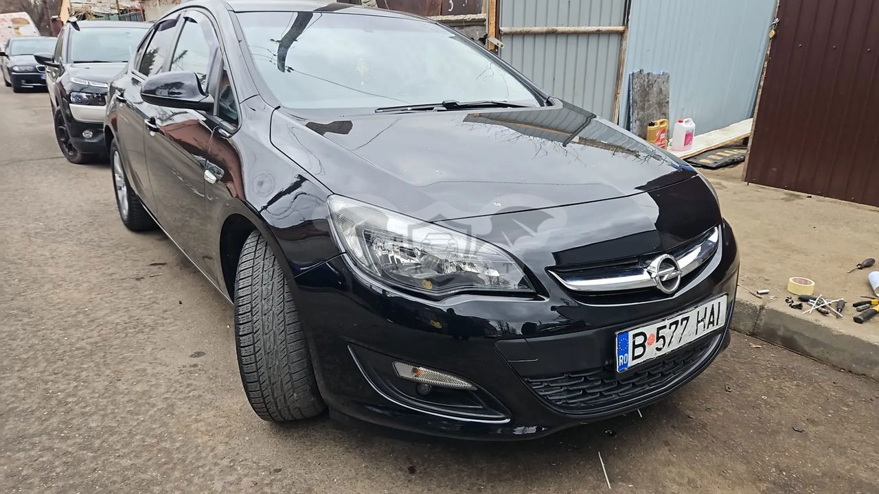 Opel Astra J [2009 - 2018] 1.4 ECOTEC Turbo Essentia 2018
