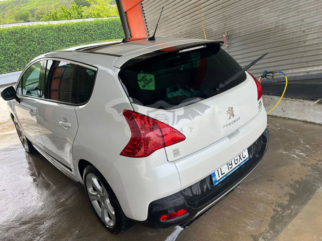 Peugeot 3008 I [2009 - 2016] Hybrid4 2012