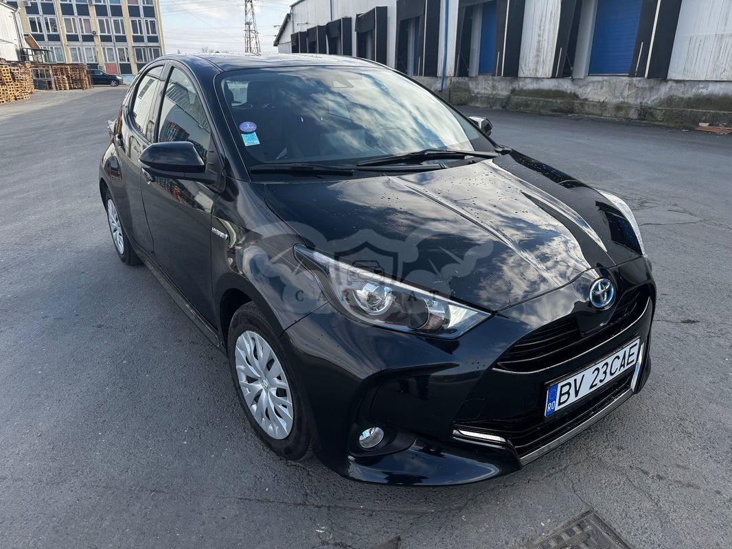 Toyota Yaris 1.5 HEV 116 CP Business 2021