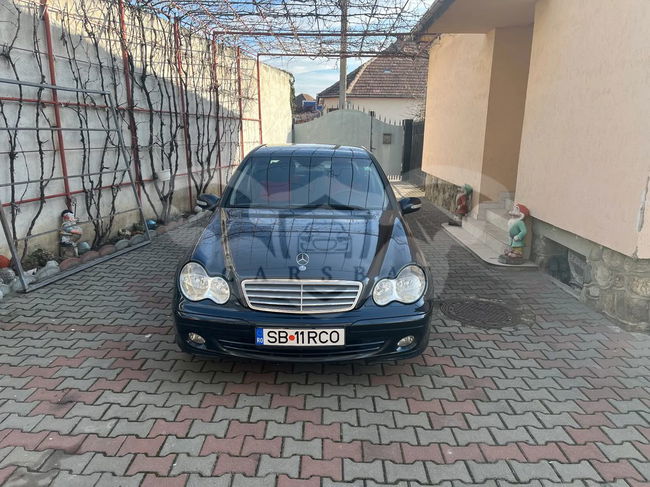 Mercedes-Benz C W203 [2000 - 2007] 200 CDI 2005