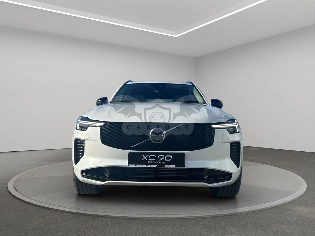 Volvo XC90 2025