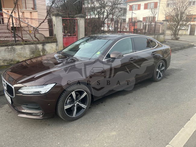 Volvo S90 D4 AWD Momentum 2017
