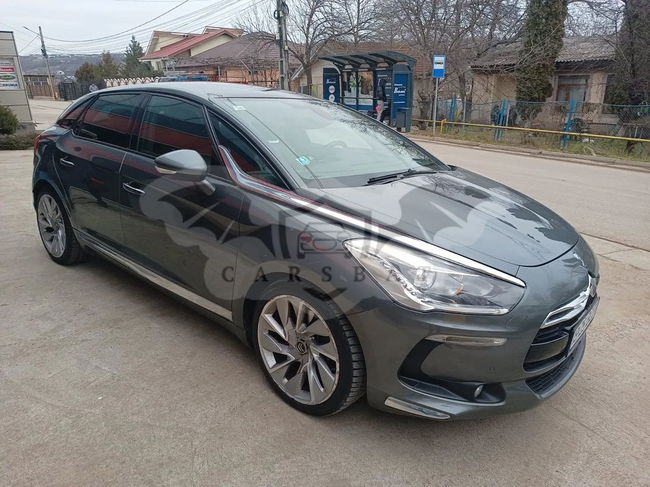 Citroën DS5 1.6 THP BVM6 Sport Chic 2012