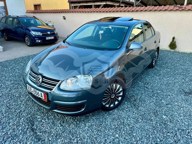 Volkswagen Jetta 1.6 DSG Comfortline 2009
