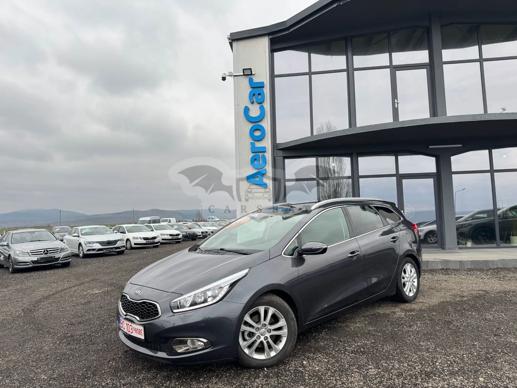 Kia Ceed II [2012 - 2018] 1.6 CRDi Aut. EX 2013
