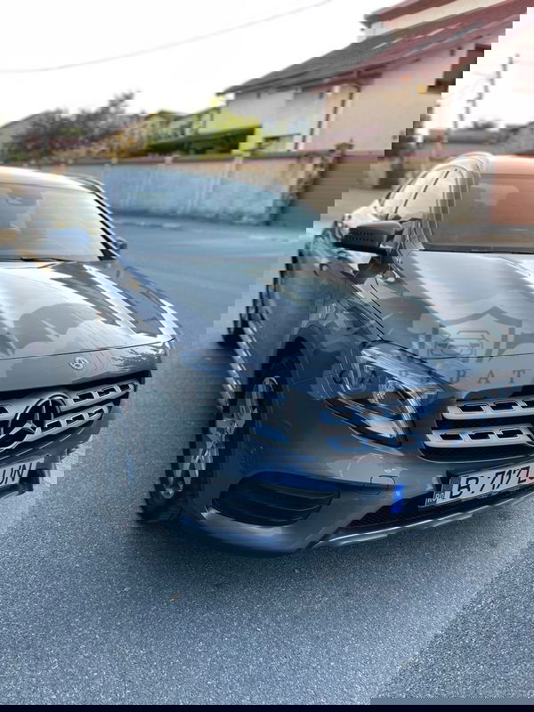 Mercedes-Benz GLA H247 [2019 - Prezent] 200 7G-DCT AMG Line 2020