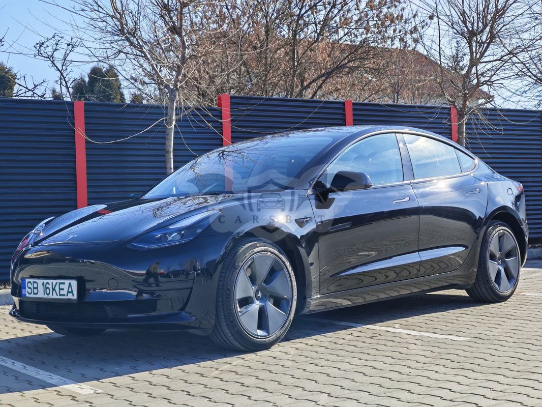 Tesla Model 3 2023