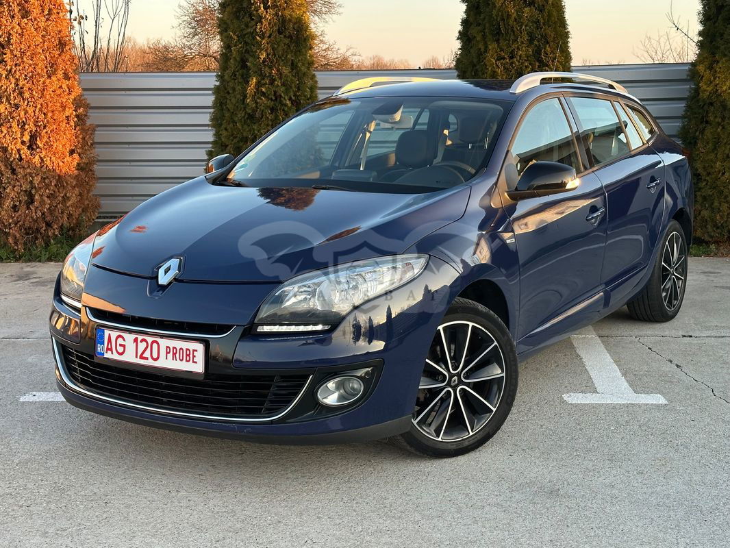 Renault Megane III [2008 - 2016] ENERGY dCi 110 Start & Stop Bose Edition 2012