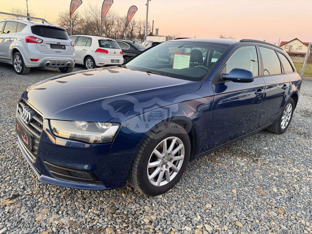 Audi A4 B8 [2007 - 2015] Avant 2.0 TDI DPF Attraction 2012