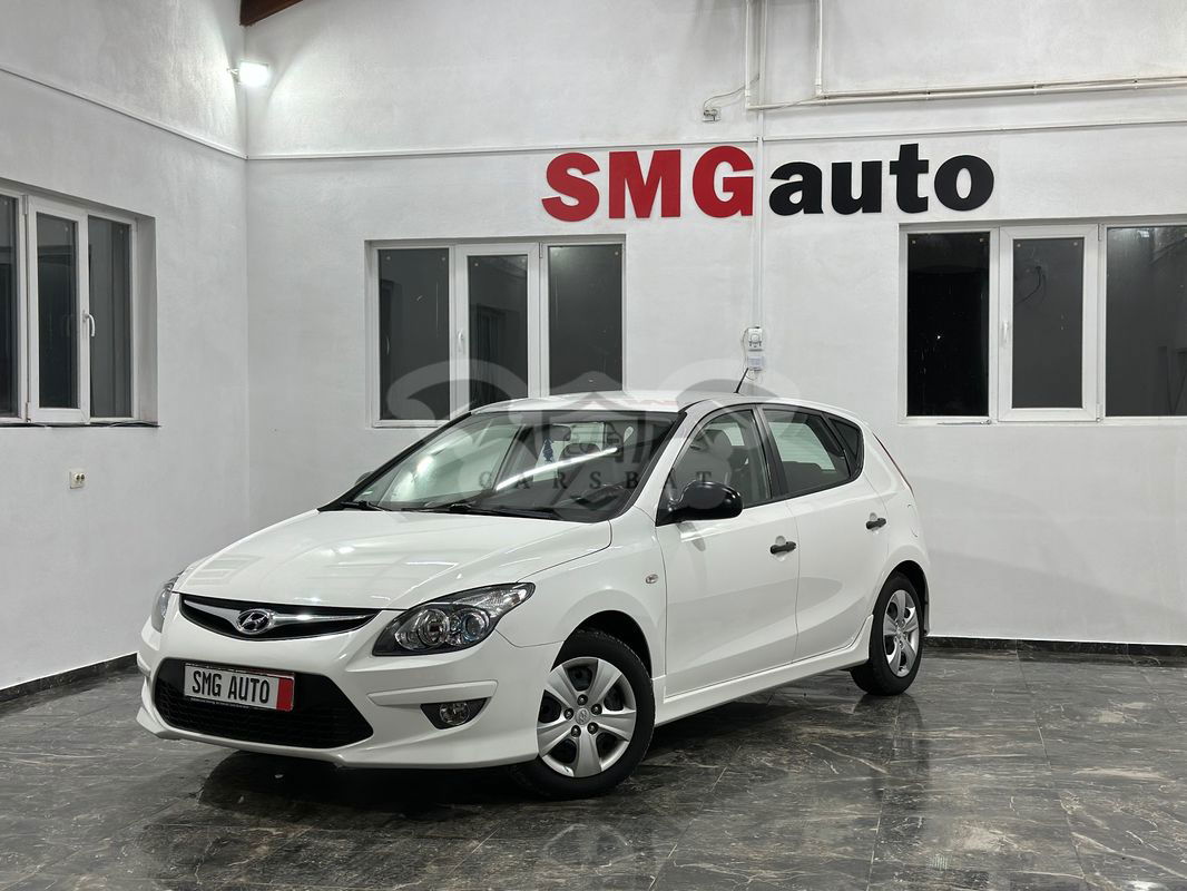 Hyundai i30 II [2011 - 2017] 1.4 Classic 2012