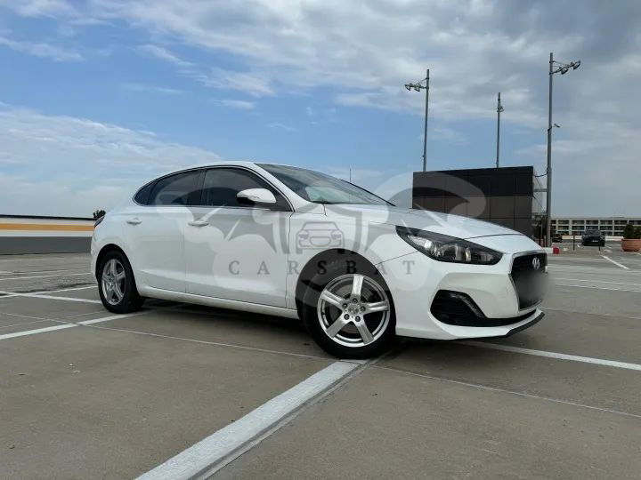 Hyundai i30 III [2016 - Prezent] Fastback 1.4 T-GDi 140CP 5DR 7DCT Exclusive 2018