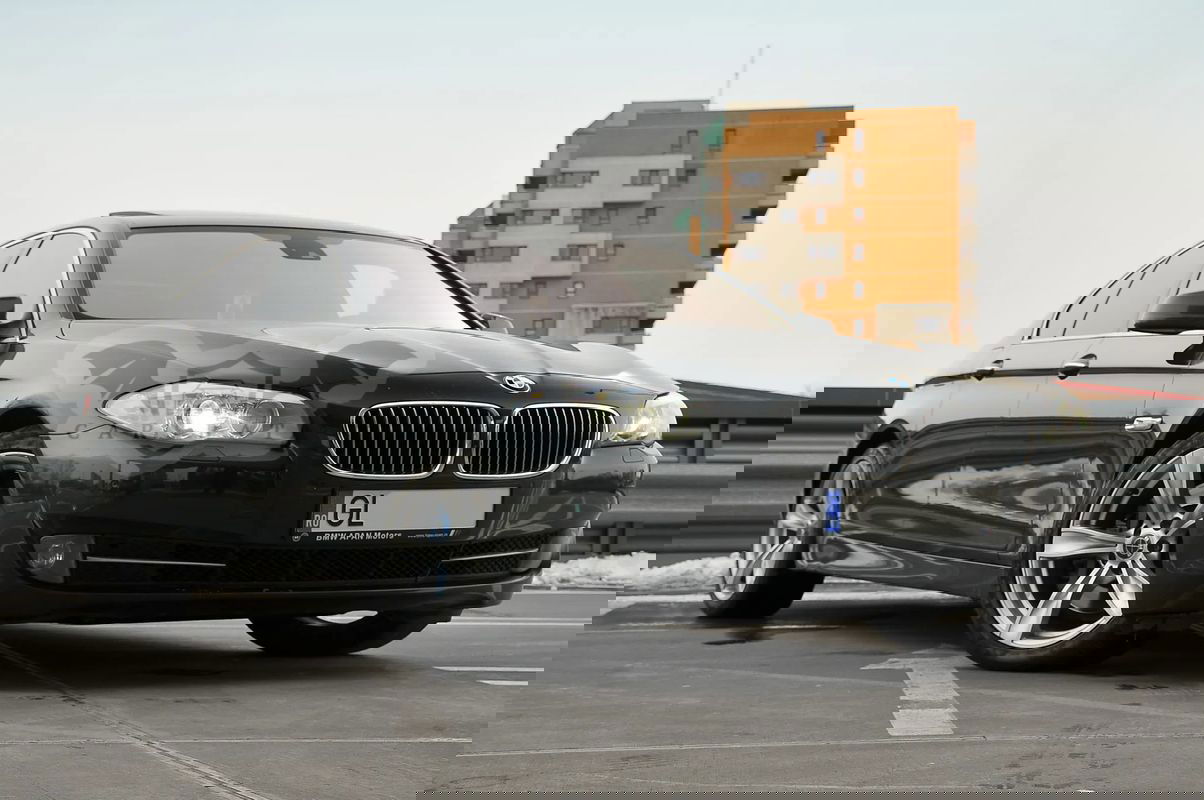 BMW 5 Series F10/F11/F07 [2010 - 2017] 530d xDrive 2012