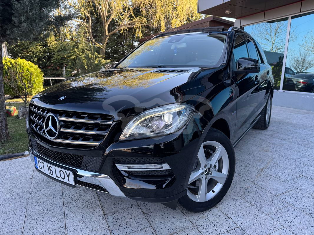 Mercedes-Benz ML W166 [2011 - 2015] 350 BlueTEC 4MATIC 7G-TRONIC 2013