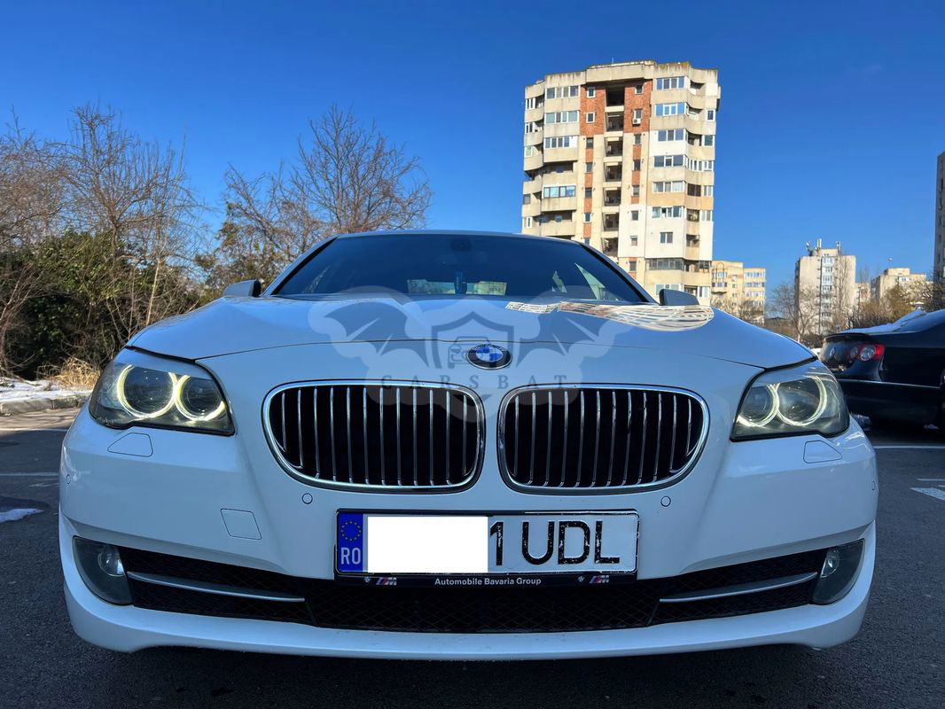 BMW 5 Series 525d xDrive Touring Sport-Aut. Luxury Line 2012