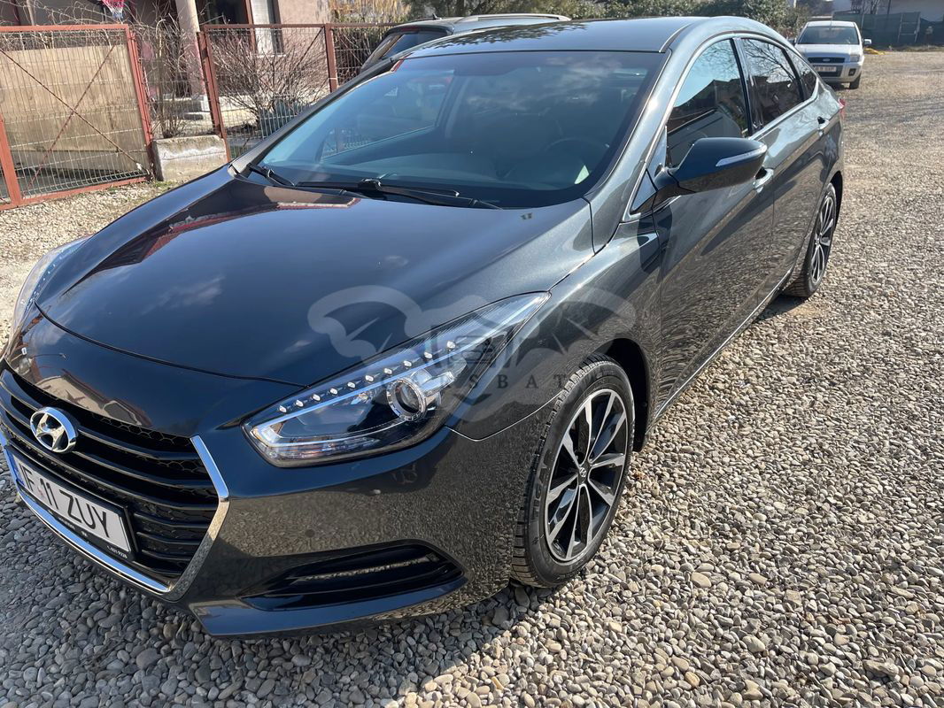 Hyundai i40 1.7 CRDI CW 7DCT ISG Supreme Pack+ 2016