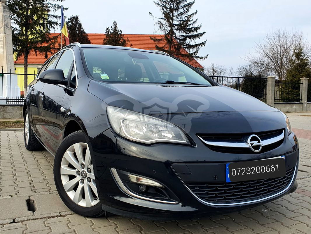 Opel Astra J [2009 - 2018] 1.7 CDTI DPF Sports Tourer Style 2013
