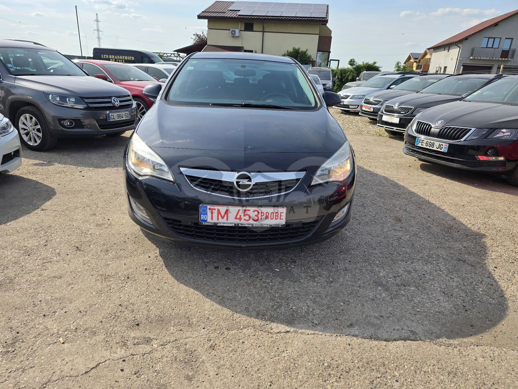 Opel Astra J [2009 - 2018] 1.4 ECOTEC Turbo Cosmo 2012