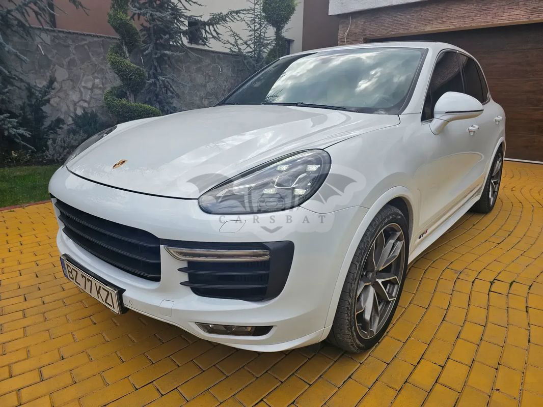 Porsche Cayenne 3.6 L GTS 2016