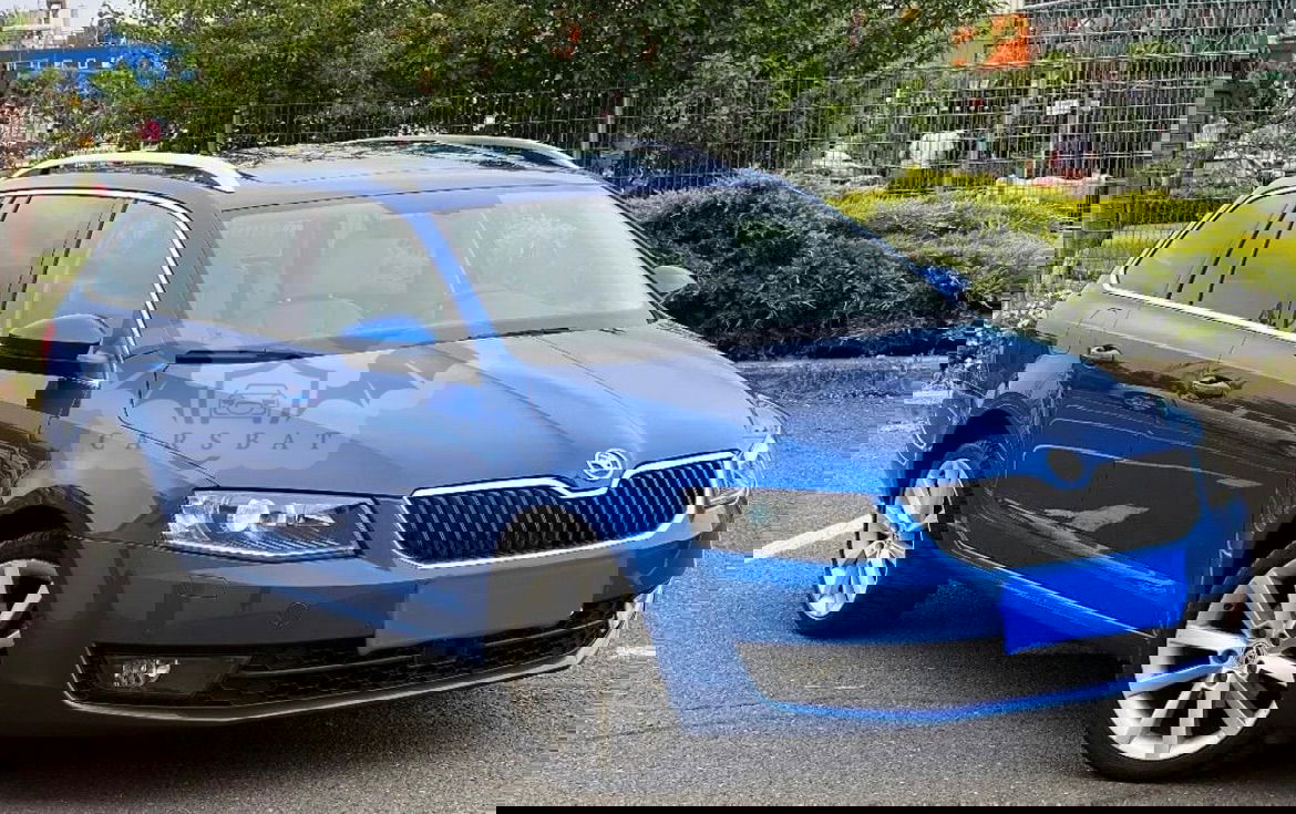 Skoda Octavia III [2013 - 2019] 1.6 TDI DSG Ambition 2016