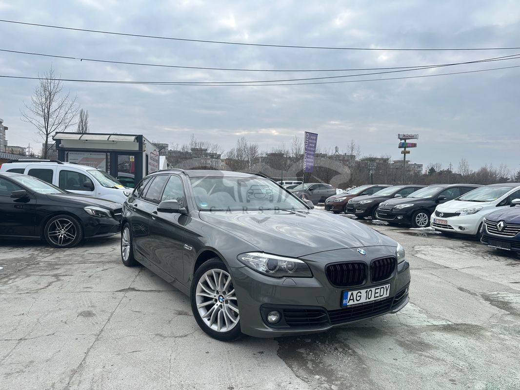 BMW 5 Series F10/F11/F07 [2010 - 2017] 520d xDrive Touring Aut. Luxury Line 2013