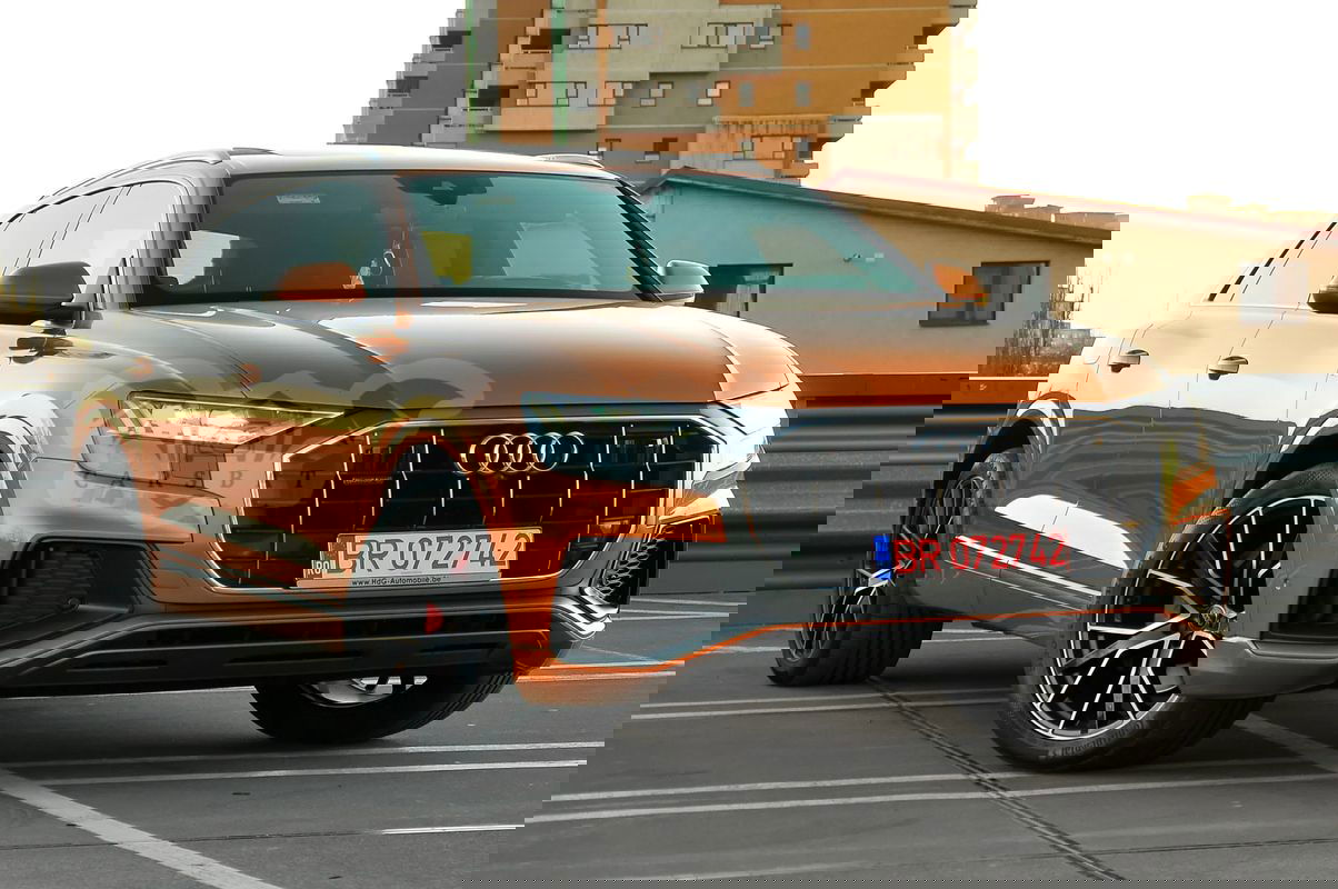 Audi Q8 50 TDI quattro Tiptronic 2019