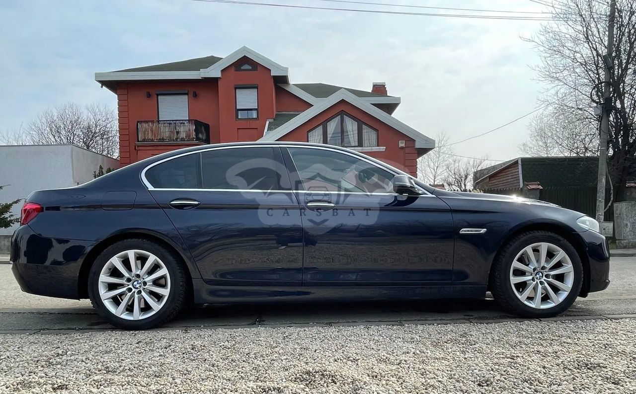 BMW 5 Series F10/F11/F07 [2010 - 2017] 535i Aut. Luxury Line 2015