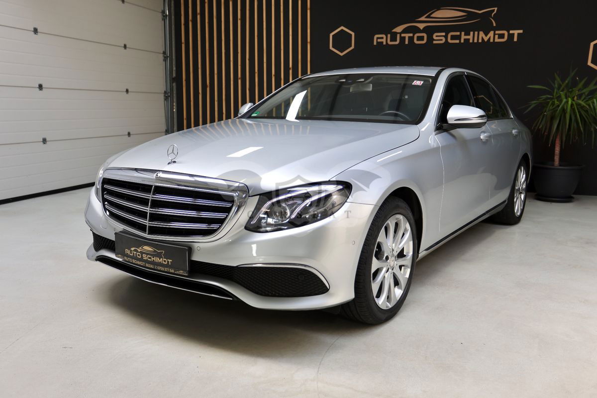Mercedes-Benz E 220 d 4Matic T 9G-TRONIC Exclusive 2016
