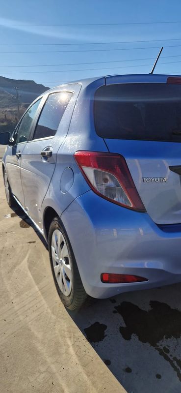 Toyota Yaris 1.0 Luna 2012