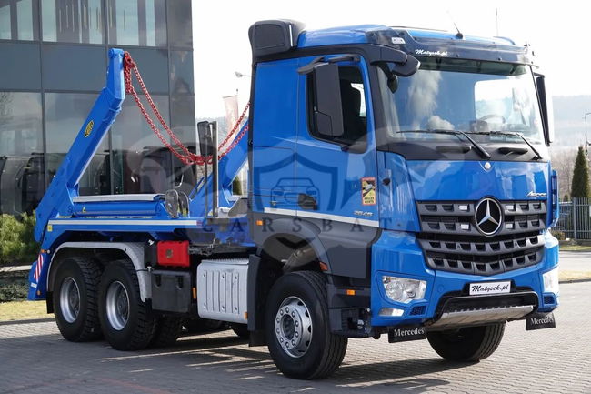 Mercedes-Benz Arocs 2016