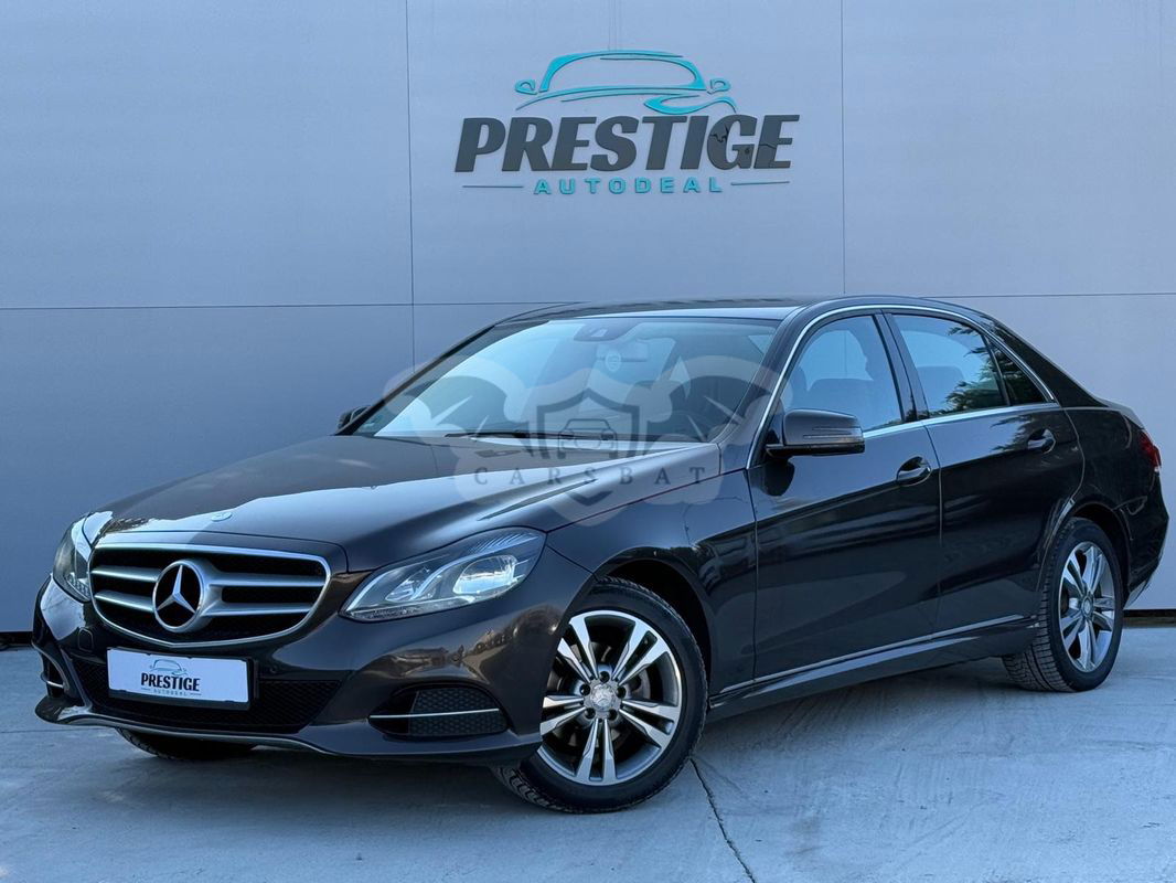 Mercedes-Benz E W212 [2009 - 2016] 200 BlueTEC 7G-TRONIC Avantgarde 2016