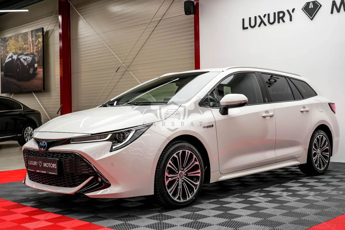 Toyota Corolla 2.0 Hybrid Touring Sports Team Deutschland 2020