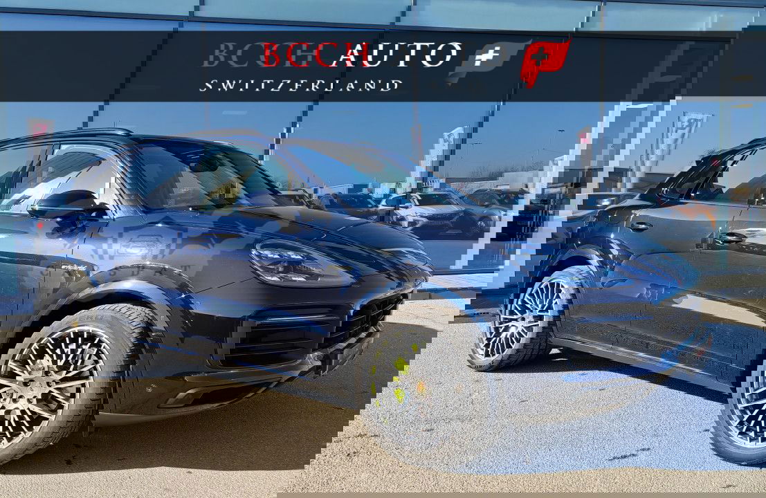 Porsche Cayenne 2021