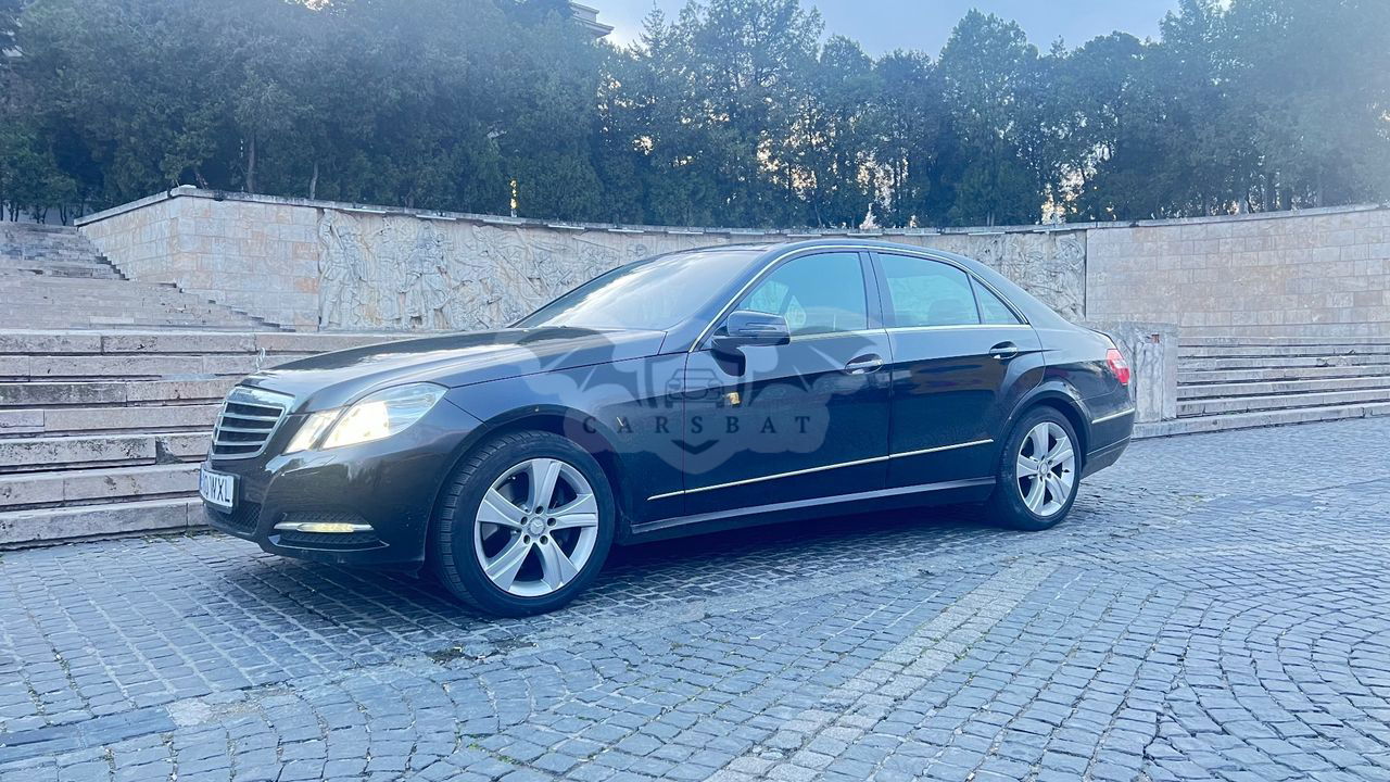 Mercedes-Benz E W212 [2009 - 2016] 350 CDI BlueEfficiency 4Matic 2011