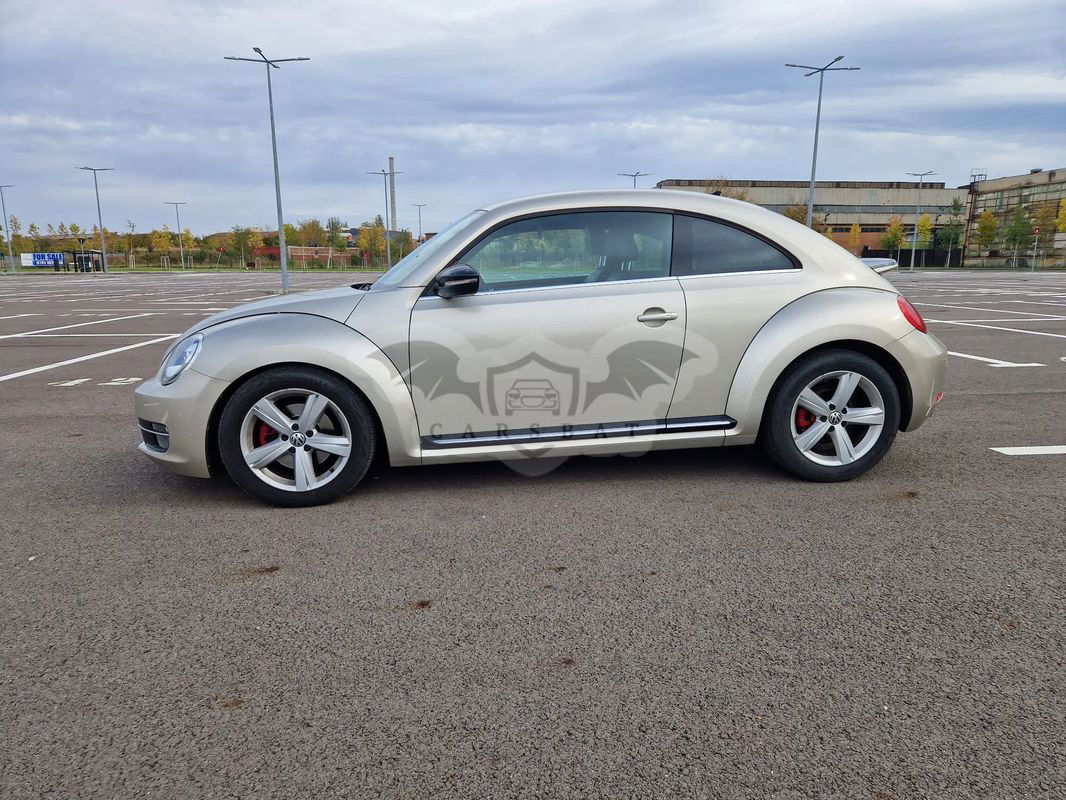 Volkswagen Beetle 2.0 TSI DSG6 Sport 2012