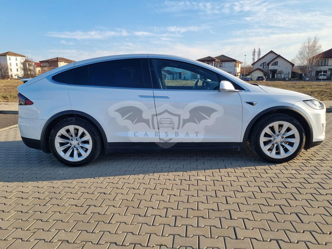 Tesla Model X 2018