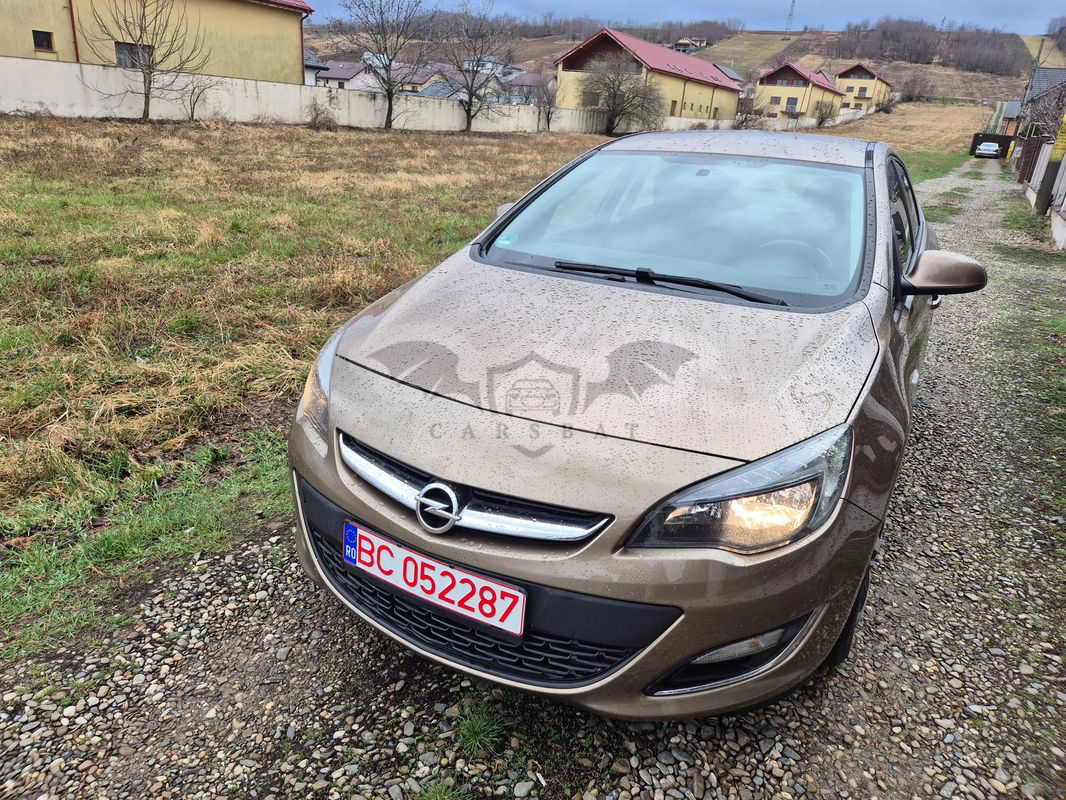 Opel Astra J [2009 - 2018] 1.4 Turbo ecoFLEX Start/Stop Edition Sport 2013