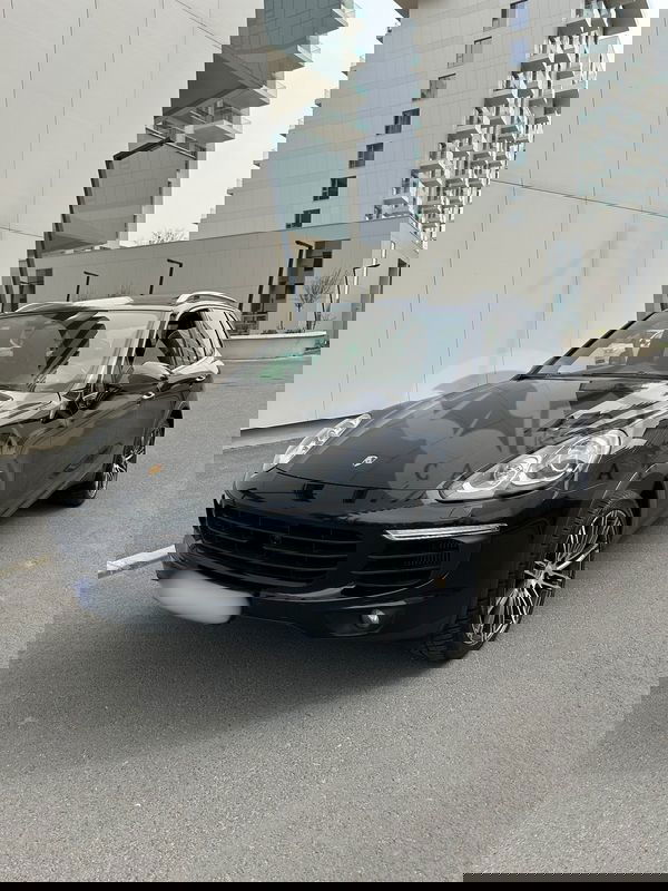Porsche Cayenne 3.0 L 2016