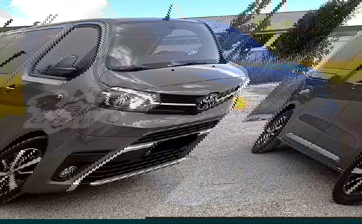 Toyota ProAce 2,0-l-D-4D L1 (7-Si.) Autm. Verso Executive 2018