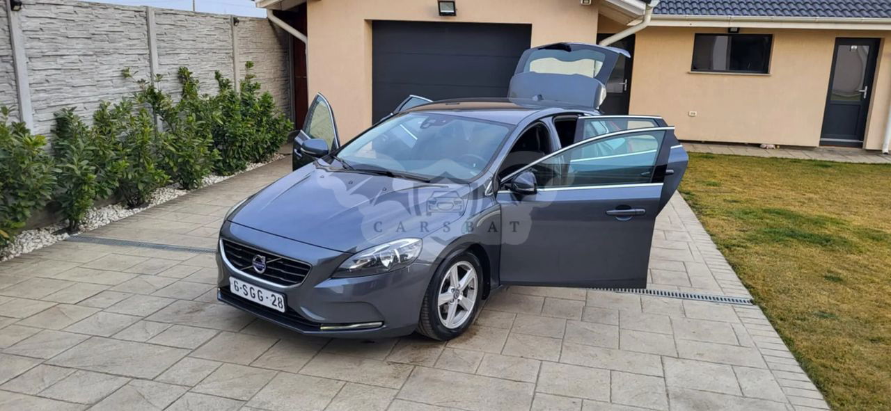 Volvo V40 2014