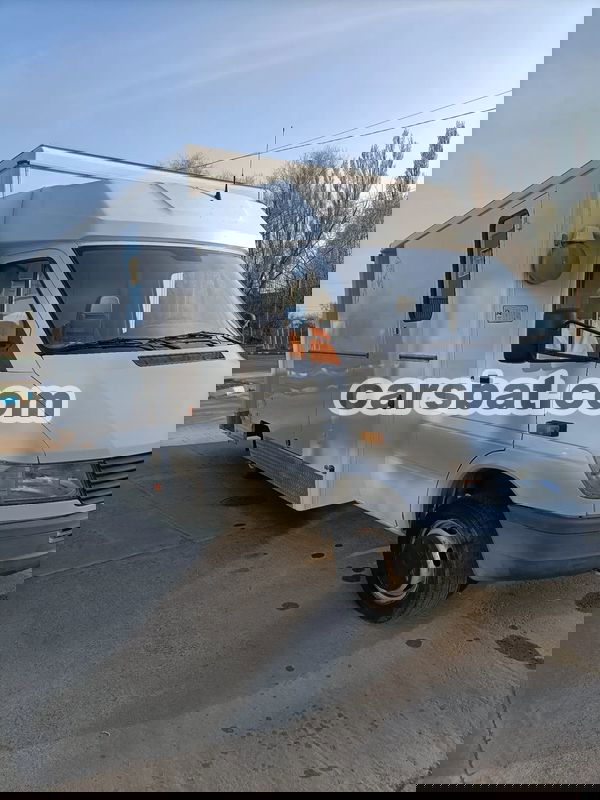 Mercedes-Benz Sprinter 2000