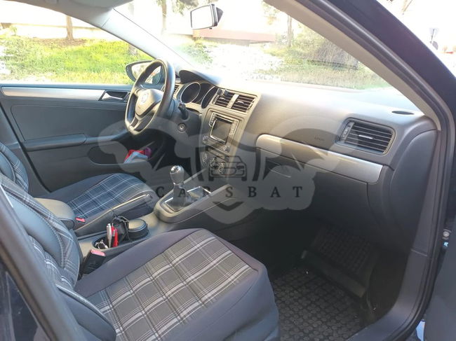 Volkswagen Jetta A5 [2005 - 2010] 1.2 TSI Comfortline 2017