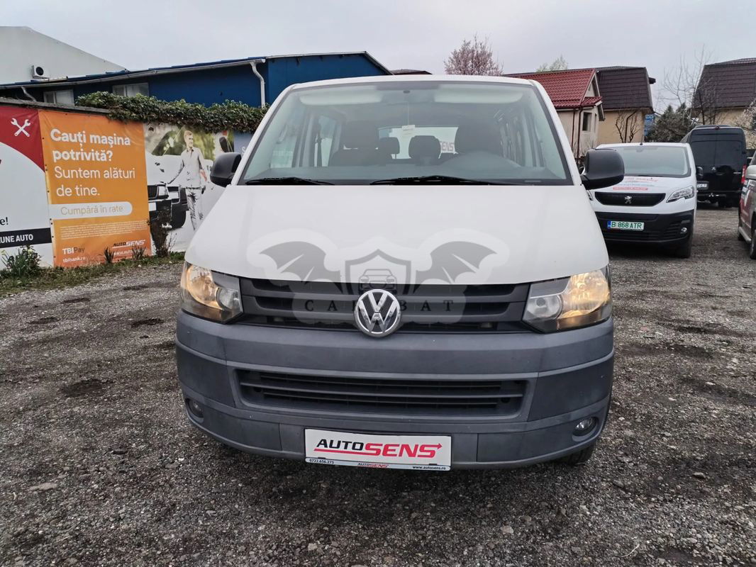 Volkswagen Transporter T5 [2003 - 2015] Caravelle Comfortline Lung 2011