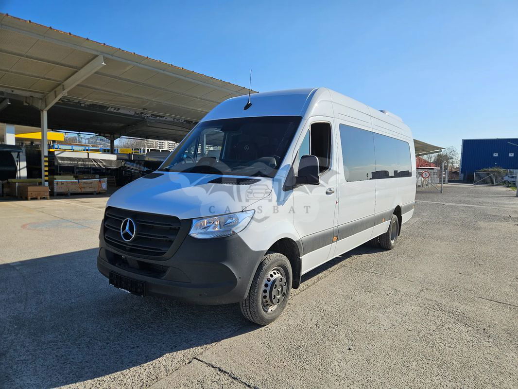Mercedes-Benz Sprinter 2025