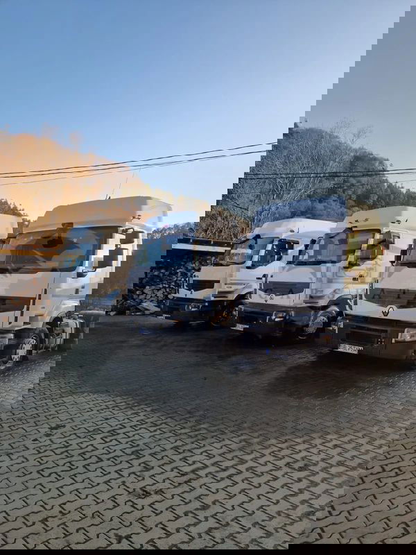 Renault Premium 2012