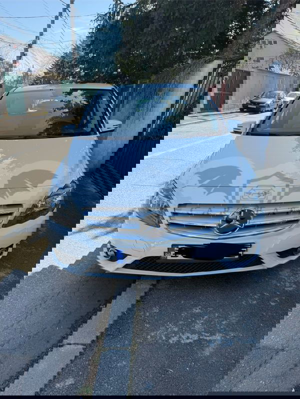 Mercedes-Benz B 2012