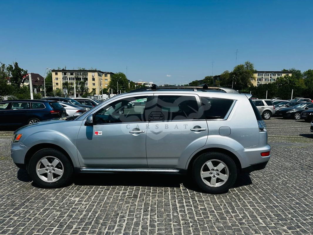 Mitsubishi Outlander II [2005 - 2012] 2.2 DI-D 4WD TC-SST Intense+ A06 2010