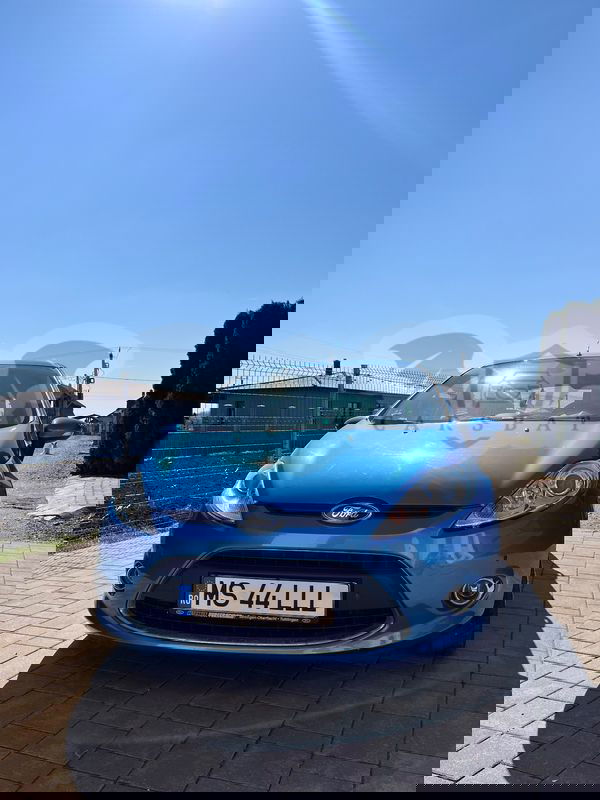 Ford Fiesta VII [2008 - 2017] 1.25i Titanium 2011