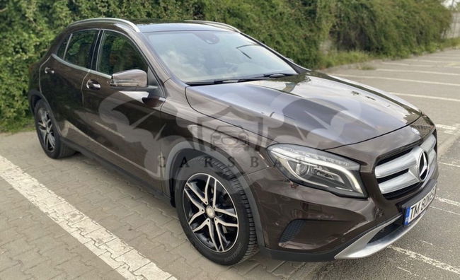 Mercedes-Benz GLA 250 4Matic 7G-DCT 2014
