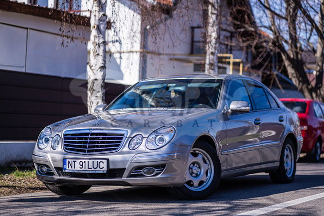 Mercedes-Benz E W211 [2002 - 2009] 220 T CDI Automatik Avantgarde 2005