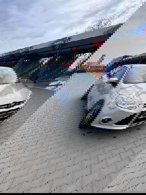 Ford Focus MK3 [2010 - 2018] 1.6 Ti-VCT Powershift Trend 2014